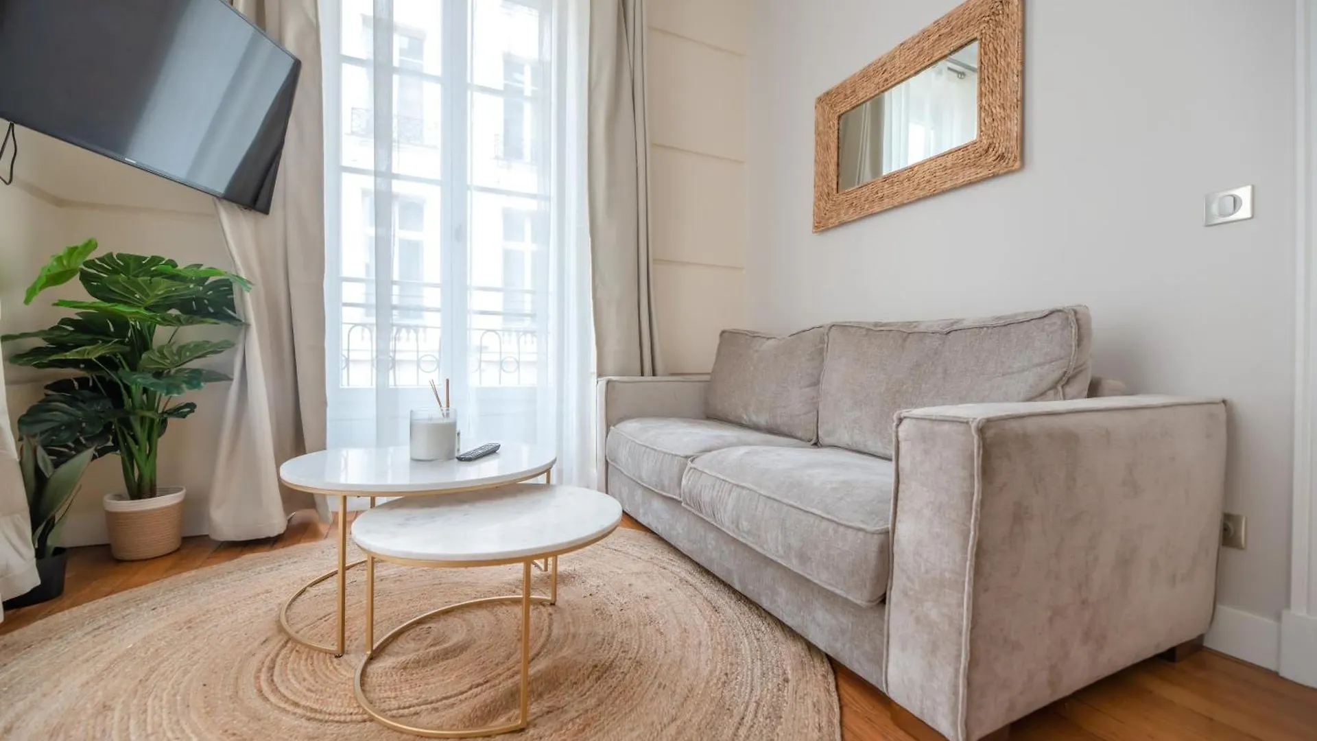 Cia - Louvre Museum Apartment Paris 0*,